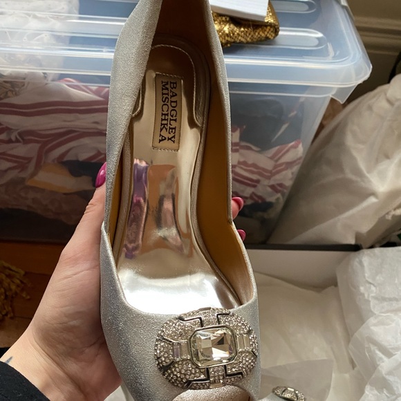 Badgely Mischka Pearla II - Picture 2 of 5